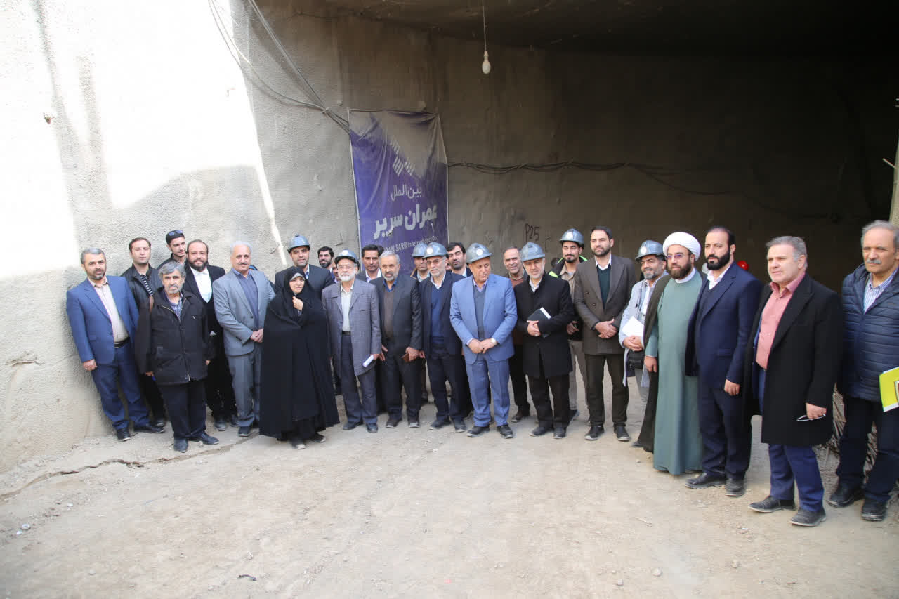 بازدید میدانی اعضای مجمع نمایندگان مجلس شورای اسلامی از روند اجرای پروژه مترو اسلامشهر