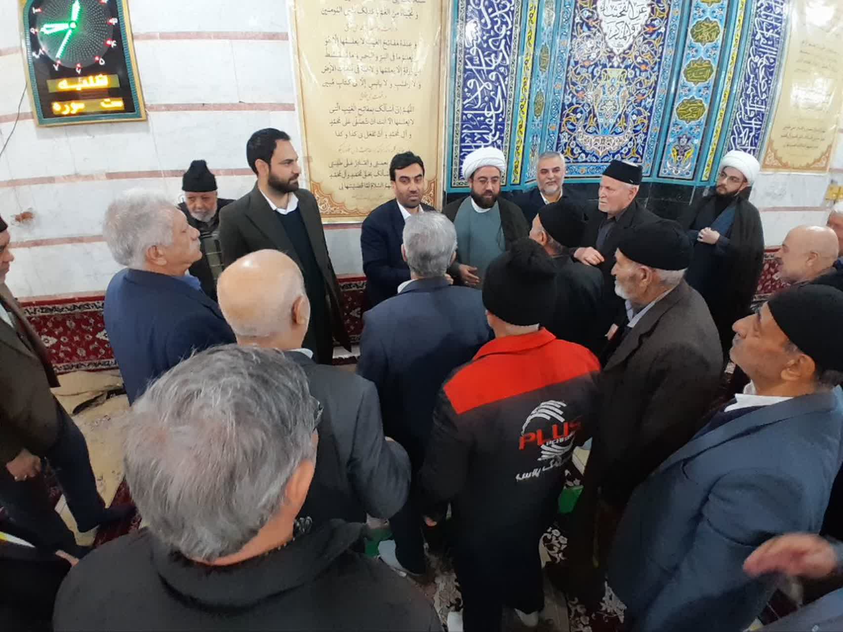 بازدید اعضای شورای اسلامی شهر از پروژه عمرانی خیابان شهید باکری و دیدار مردمی با اهالی