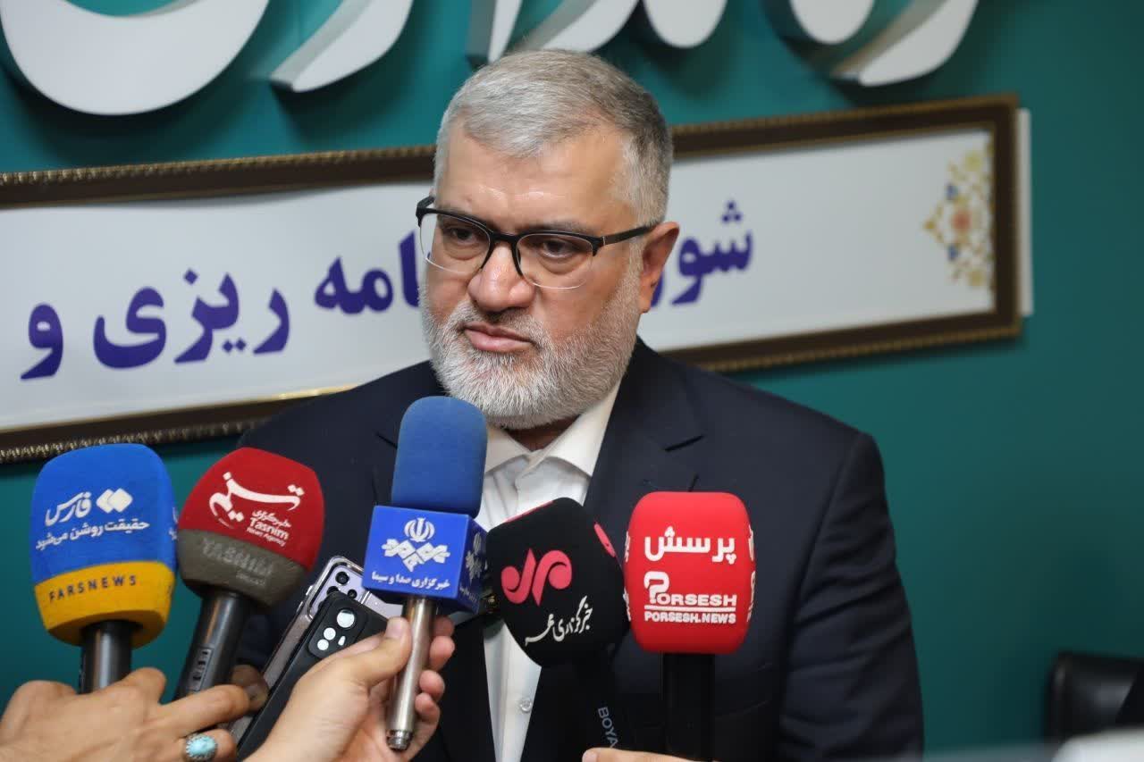 معتمدیان: 29 مصوبه سفر نخست اسلامشهر اجرایی شده یا در حال اجراست/ بیمارستان 400 تختخوابی تا هفته دولت به&zwnj;طور کامل فعال می&zwnj;شود