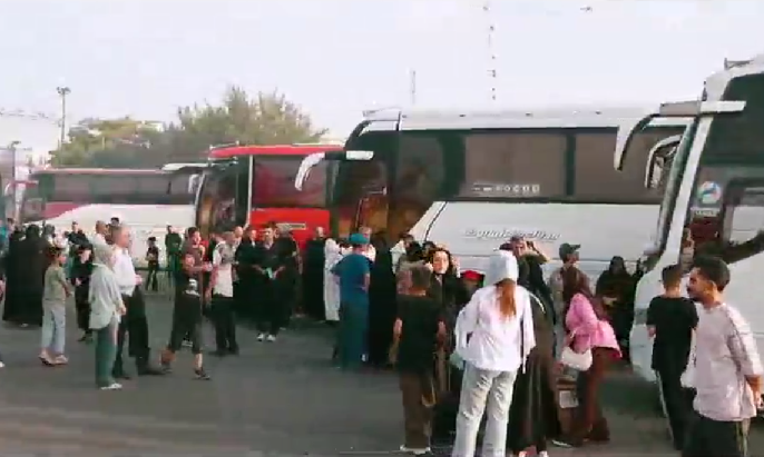آغاز کاروان عشق؛ نخستین گروه زائران اسلامشهری عازم مرز مهران شدند.