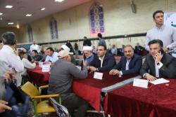 برپایی میز خدمت شهرداری اسلامشهر در مصلای نماز جمعه